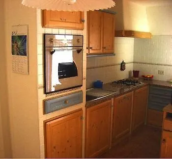 Tobia Apartment *