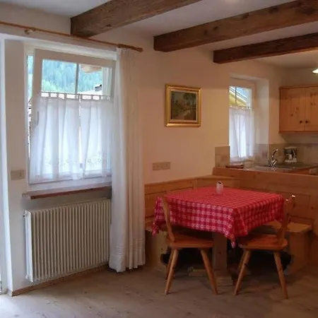 Tobia * 卡纳泽伊