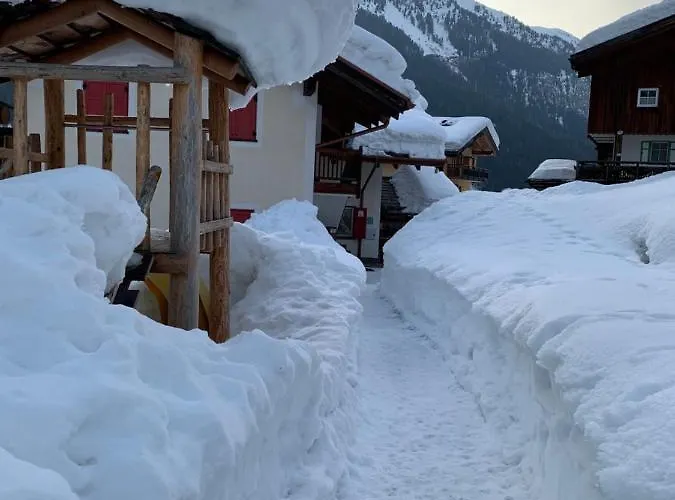 Tobia Lägenhet Canazei